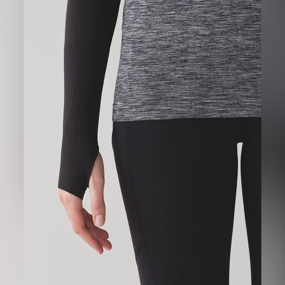 Lululemon Swiftly Tech Long Sleeve Crew size 6
White / Black - Picture 6 of 12
